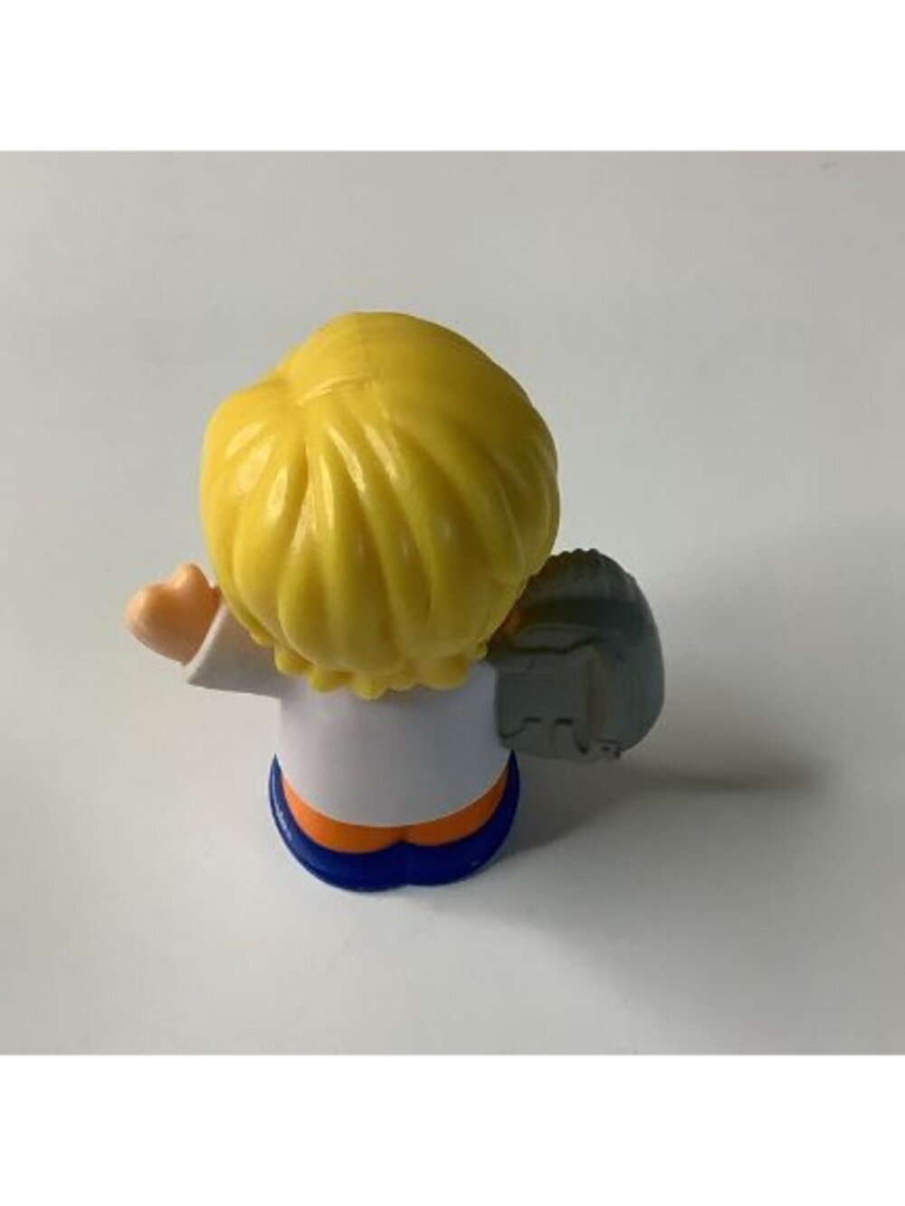 Fisher Price Little People Lot of 6 (5 Boys & 1 Girl) Used - Picture 6 of 13